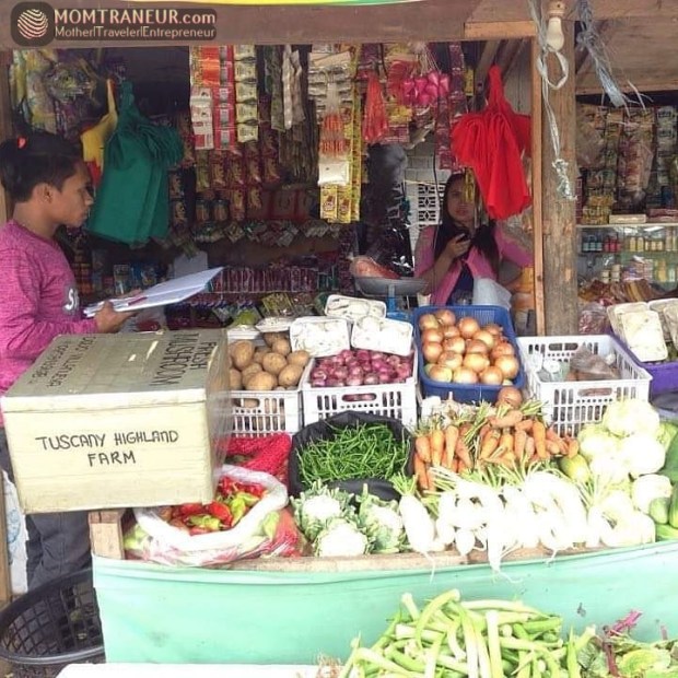 Embudo Store, Claveria