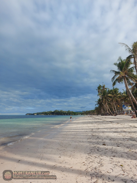 Bolabog Beach